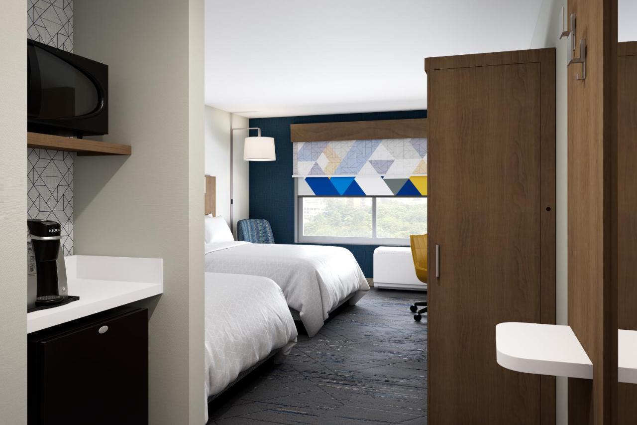 Holiday Inn Express & Suites Central Omaha By Ihg Екстериор снимка